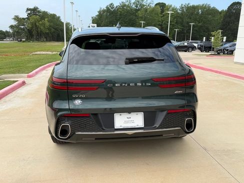 Used 2023 Genesis GV70 2.5T AWD/4WD image 5