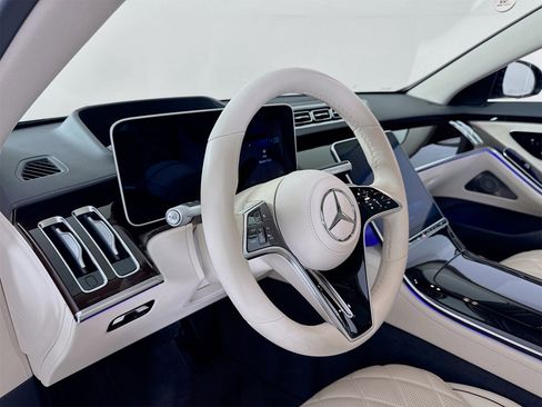 Used 2022 Mercedes-Benz S 580 S 580 image 10