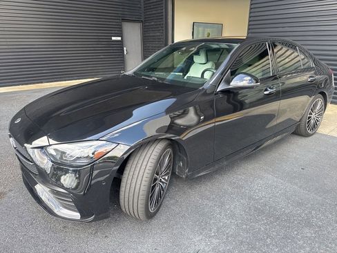 Used 2024 Mercedes-Benz C 300 Sedan image 3