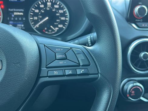 Used 2025 Nissan Sentra S FWD image 11