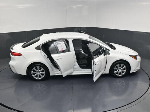 Used 2024 Toyota Corolla LE FWD image 24