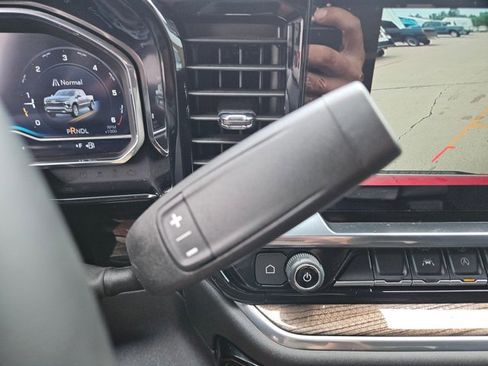 Used 2025 Chevrolet Silverado 1500 RST RWD image 18