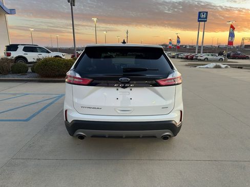 Used 2021 Ford Edge Titanium image 6