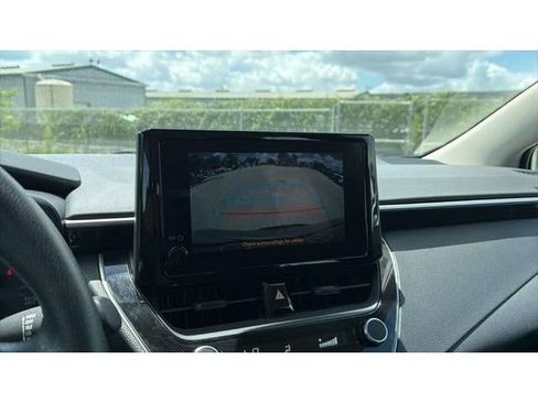 Certified 2024 Toyota Corolla LE FWD image 30