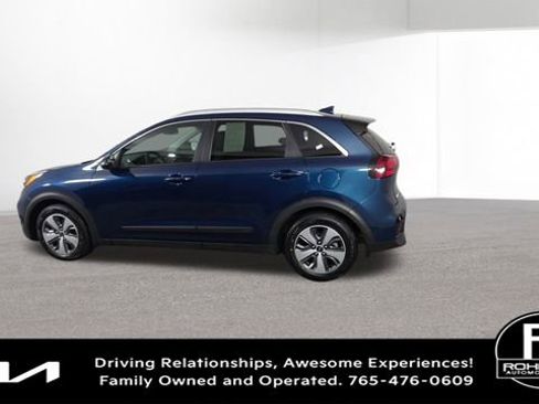 Used 2020 Kia Niro LX image 6