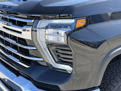 New 2026 Chevrolet Silverado 2500 LTZ w/ LTZ Premium Package image 7