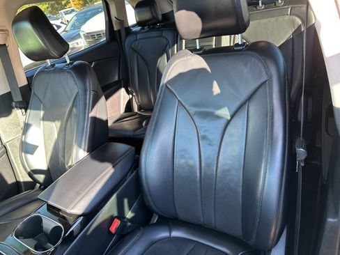 Used 2021 Lincoln Nautilus Reserve w/ Monochromatic Package image 16