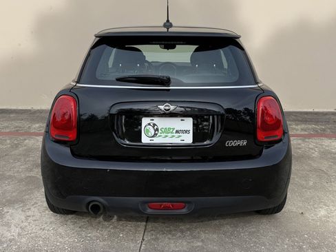 Used 2016 MINI Cooper 2-Door Hardtop FWD image 4