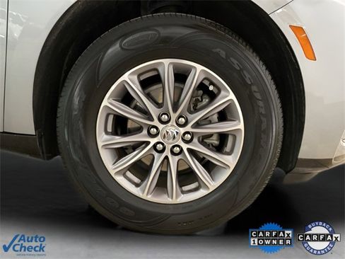 Used 2024 Buick Enclave Premium image 20