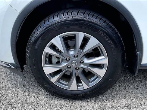 Used 2018 Nissan Murano SL w/ Cargo Package FWD image 11