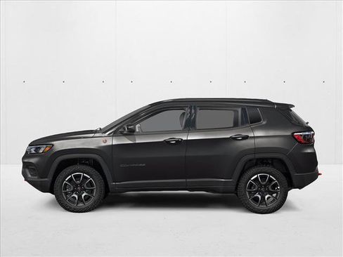New 2026 Jeep Compass Trailhawk image 3