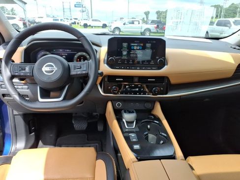 Used 2021 Nissan Rogue Platinum FWD image 20