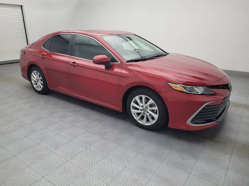 Used 2024 Toyota Camry LE image 11