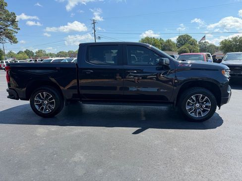 Used 2023 Chevrolet Silverado 1500 RST AWD/4WD image 5