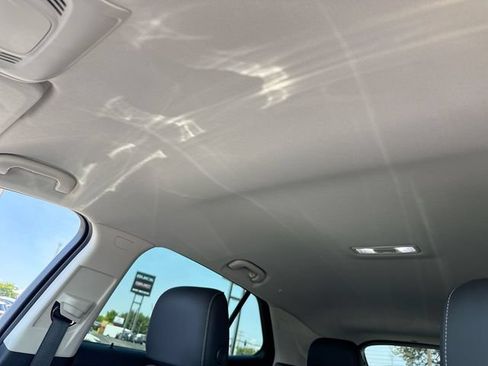 Used 2023 Buick Envision Essence FWD image 22