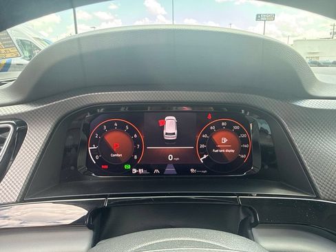 Used 2025 Volkswagen Atlas Peak Edition SE AWD/4WD image 20