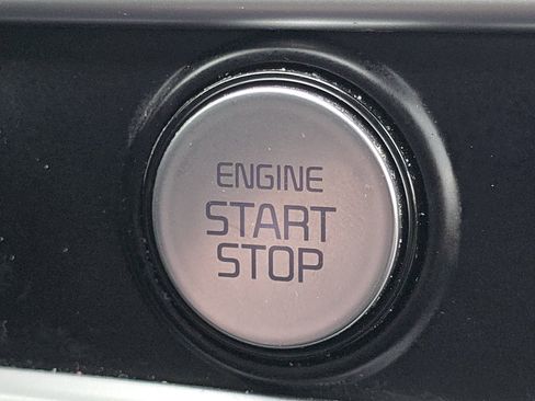 Used 2023 Kia K5 LXS image 33