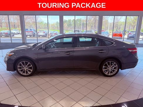 Used 2014 Toyota Avalon XLE Touring image 5