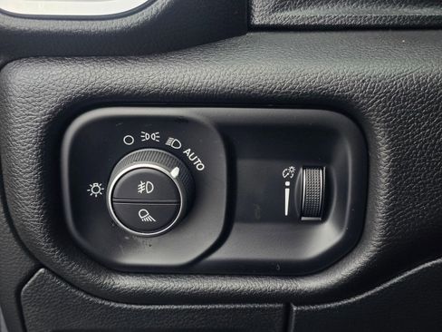 Used 2024 RAM 1500 Big Horn w/ Trailer Tow Group image 37