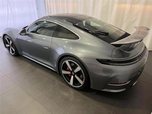 New 2026 Porsche 911 Carrera S image 3