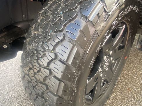 Certified 2023 Ford Bronco Black Diamond image 30