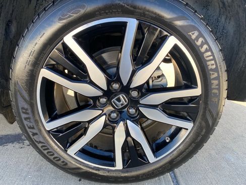 Used 2020 Honda Pilot Touring image 25