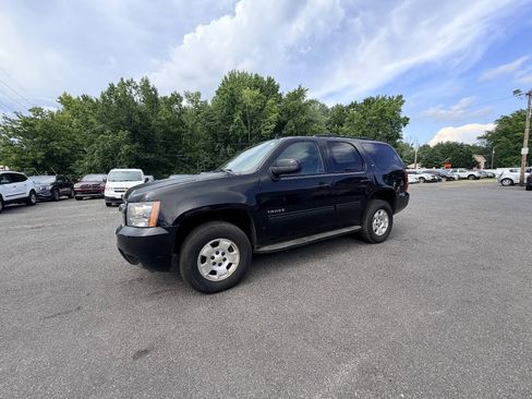 Used 2013 Chevrolet Tahoe LT AWD/4WD image 34