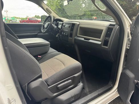 Used 2011 RAM 1500 Tradesman RWD image 4
