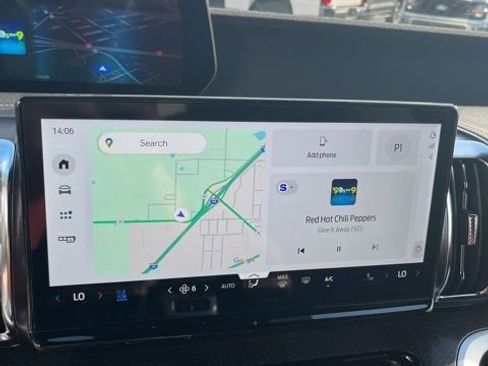 New 2025 Ford Expedition Max Platinum w/ Stealth Performance Package image 28