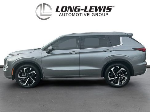 Used 2022 Mitsubishi Outlander SEL AWD/4WD image 2