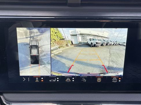 Used 2025 GMC Sierra 2500 AT4 w/ AT4 Premium Plus Package image 15