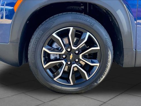 Certified 2023 Chevrolet TrailBlazer ACTIV w/ Sun and Liftgate Package FWD image 11