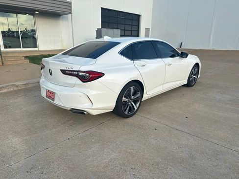Used 2025 Acura TLX w/ Technology Package FWD image 8
