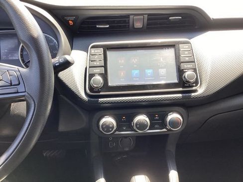 Used 2023 Nissan Kicks S FWD image 18