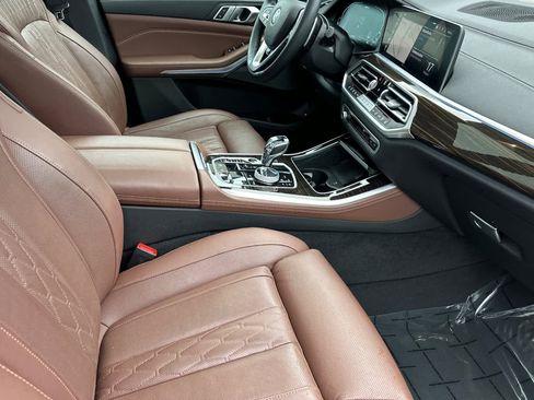 Used 2023 BMW X5 xDrive45e w/ Executive Package image 17