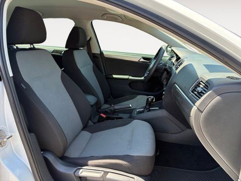 Used 2017 Volkswagen Jetta S FWD image 10