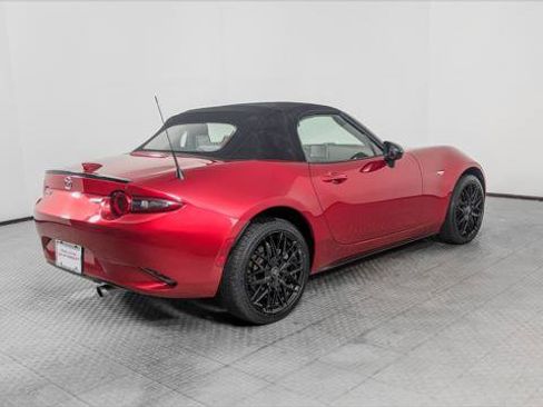 Used 2016 MAZDA MX-5 Miata Club RWD image 34