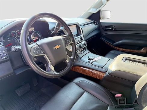 Used 2019 Chevrolet Tahoe Premier RWD image 12