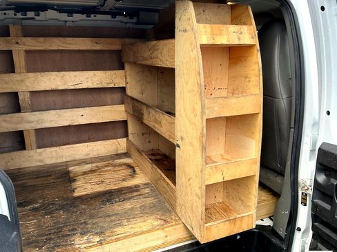 Used 2019 Chevrolet Express 3500 w/ Driver Convenience Package image 18