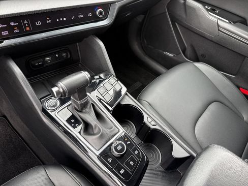 Used 2023 Kia Sportage SX FWD image 28