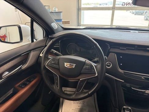 Used 2023 Cadillac XT5 Premium Luxury AWD/4WD image 33