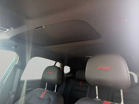 Used 2024 Chevrolet Trax RS w/ Sunroof Package FWD image 14