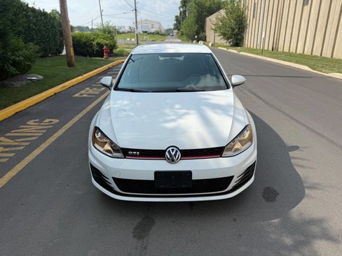 Used 2017 Volkswagen GTI S image 5