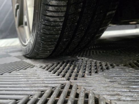 Used 2019 BMW M550i xDrive image 39