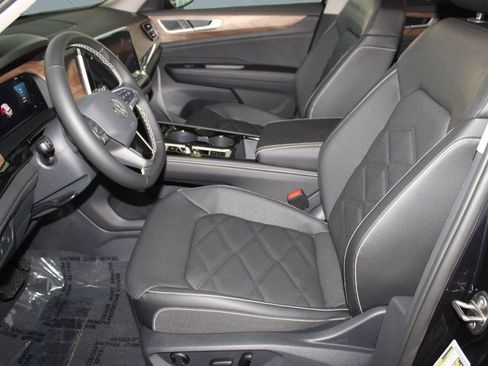 New 2026 Volkswagen Atlas SE image 5