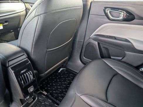 New 2026 Jeep Compass Limited AWD/4WD image 32