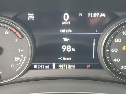 Used 2023 Cadillac XT4 Premium Luxury w/ LPO, Onyx Lite Package image 14