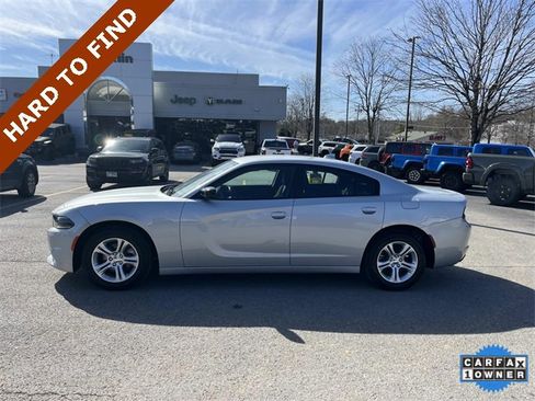 Used 2023 Dodge Charger SXT image 17