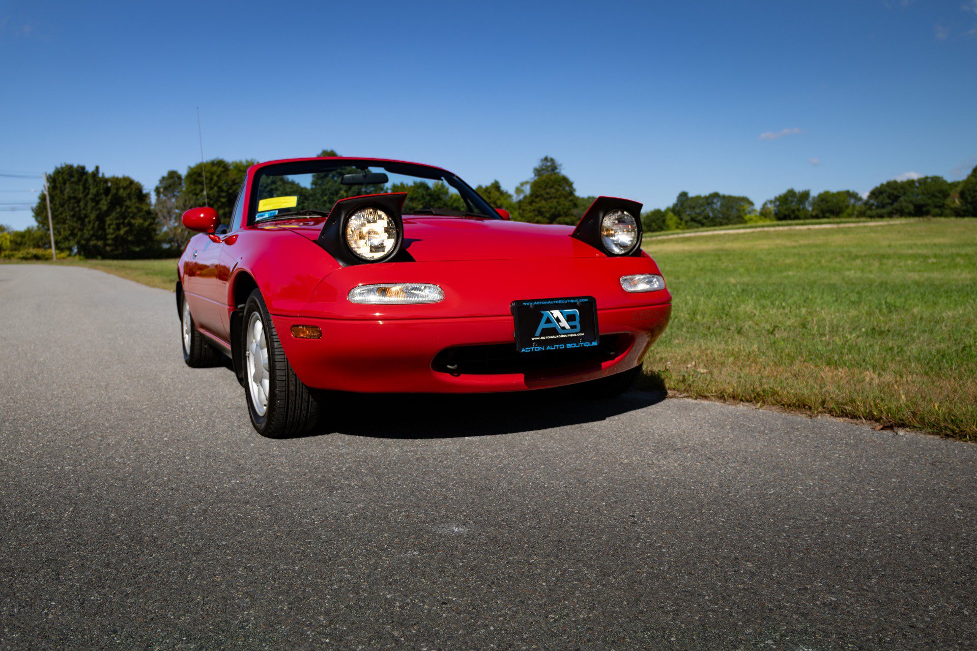 Used 1990 MAZDA MX-5 Miata RWD image 10