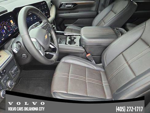 Used 2025 Chevrolet Tahoe High Country w/ Sun And Tow Package AWD/4WD image 10